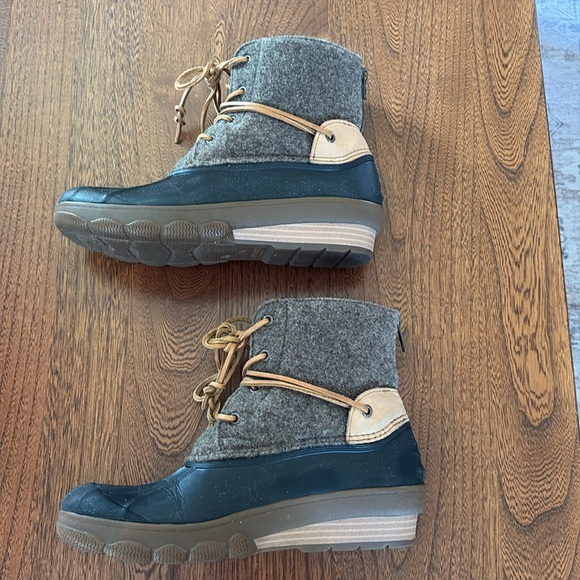 Sperry Black and Brown Boots 9.5 - Picture 7 of 10